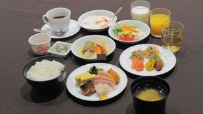 [Breakfast] Example of a buffet *Depending on the reservation situation, one of the following will be provided (cannot be selected)