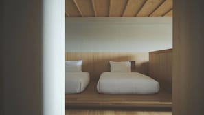 [Premium Twin] 50m² / bed width 1,200mm + sofa bed. Interior made with natural materials.