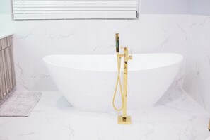 Master Bathroom upstairs 
