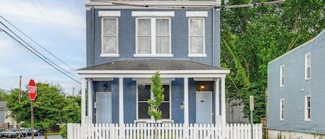 Richmond Vacation Rental | 2BR | 1BA | Steps Required | 1,180 Sq Ft