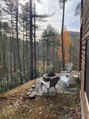 Our peaceful fire pit with mountain views