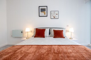 Bedroom 1 (1)