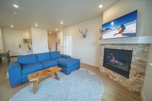 Newest rental condos in Keystone!