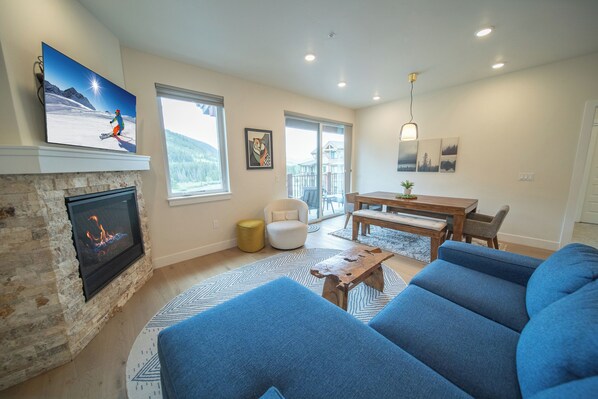 Bright, beautiful vacation condo at Clearwater Lofts