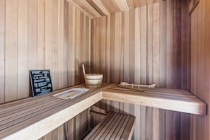 Sauna off Primary