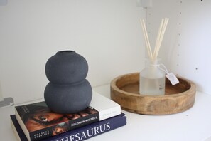 Bathroom amenities