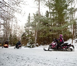 Snow and ski sports