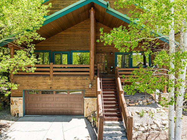 Single family home with a 2-car garage