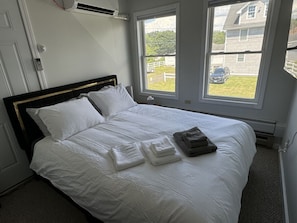 Queen Bedroom - 50" Roku TV
