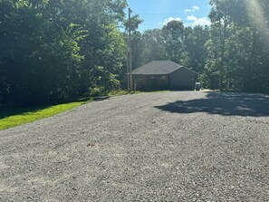 BACK40 Hideaway is privately tucked away amongst Ozark National Forest.