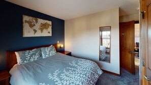 Indoors, Furniture, Bed, Home Decor, Bedroom