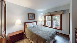 Indoors, Lamp, Bed, Furniture, Table Lamp