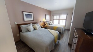 Screen, Indoors, TV, Home Decor, Bed
