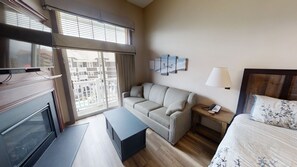Indoors, Furniture, Living Room, Home Decor, Couch