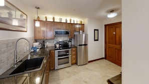 Indoors, Kitchen, Sink, Sink Faucet, Microwave