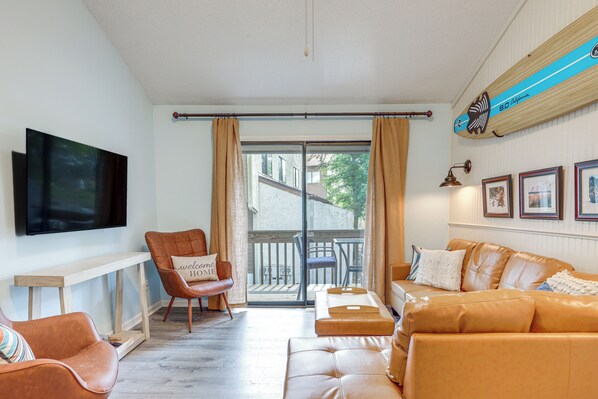Fernandina Beach Vacation Rental | 3BR | 2BA | 1,019 Sq Ft | Stairs Required
