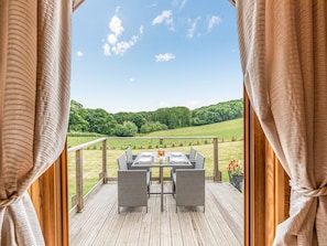 View | Pod Two - Darnells Luxury Glamping, Ross-on-Wye