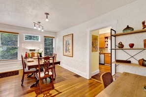 A cozy corner to journal, catch up on emails, or get inspired—this built-in workspace offers comfort