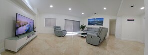 Living room (3)