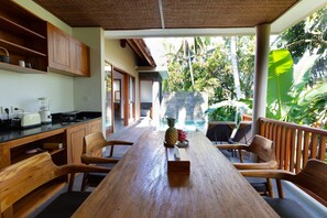 Outdoor dining