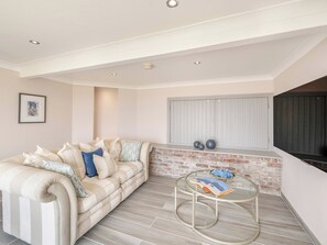 Living area | Crownhill Bay Garden Suite - Crownhill Bay House, Down Thomas, near Plymouth