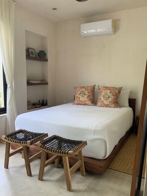 Queen bedroom