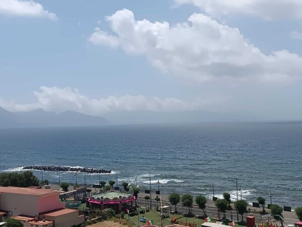 Beach/ocean view