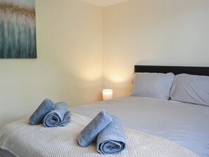 Double bedroom | Oak Lodge - Wilberfoss Holiday Park, Wilberfoss, near York