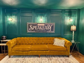 Speakeasy (Shhh)