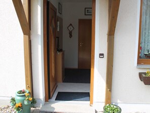 Entrance / Reception