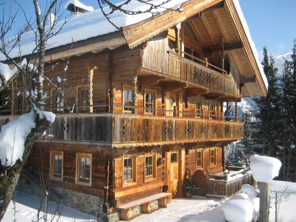 Holiday Home Exterior [winter]