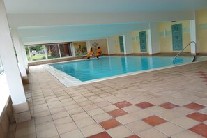 Holiday Home Swimming Pool