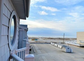 Upper deck view - 3rd floor