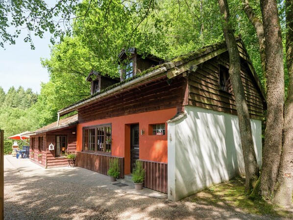 Holiday Home Exterior [summer]