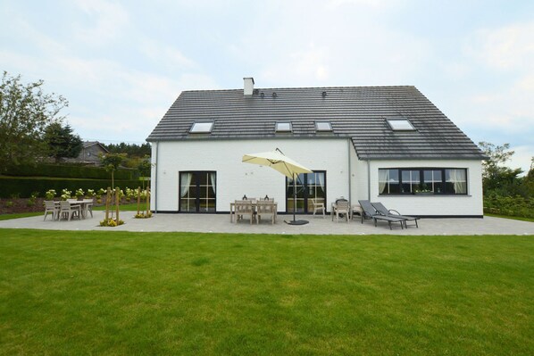 Holiday Home Exterior [summer]