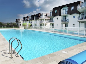 Piscine maison de vacances