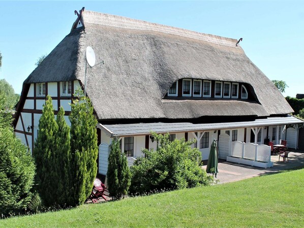 Holiday Home Exterior [summer]