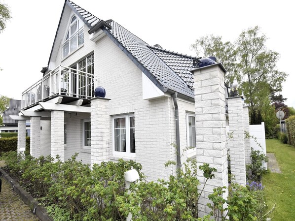 Holiday Home Exterior [summer]
