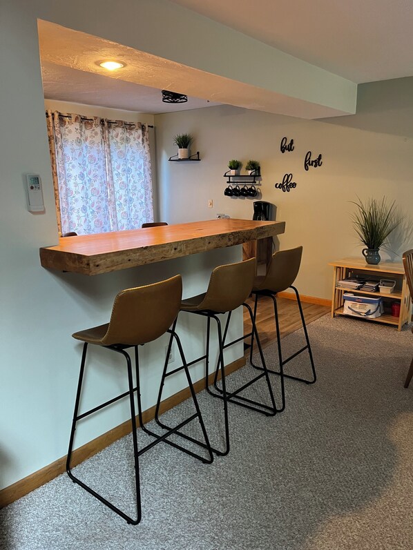 Bar area facing kitchen