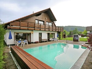 Holiday Home Swimming Pool