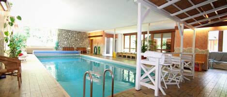 Holiday Home Swimming Pool