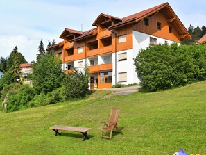 Außenseite Ferienhaus [Sommer]