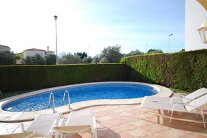 Holiday Home Swimming Pool