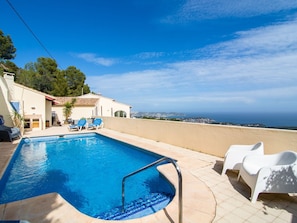 Holiday Home Swimming Pool