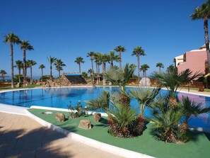 Holiday Home Swimming Pool