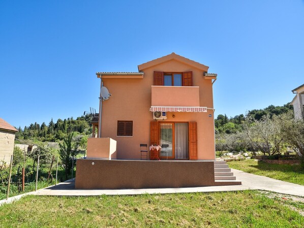 Holiday Home Exterior [summer]