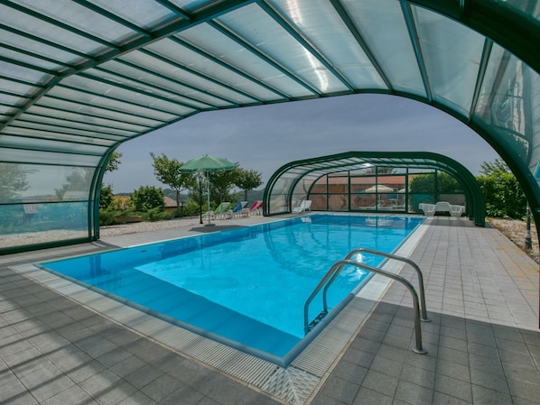 Schwimmbad des Ferienhauses