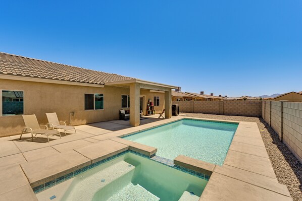 Yuma Vacation Rental | 4BR | 2BA | 1 Step Required | 2,024 Sq Ft