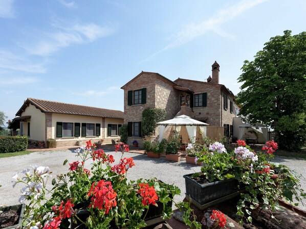 Holiday Home Exterior [summer]
