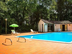 Holiday Home Swimming Pool